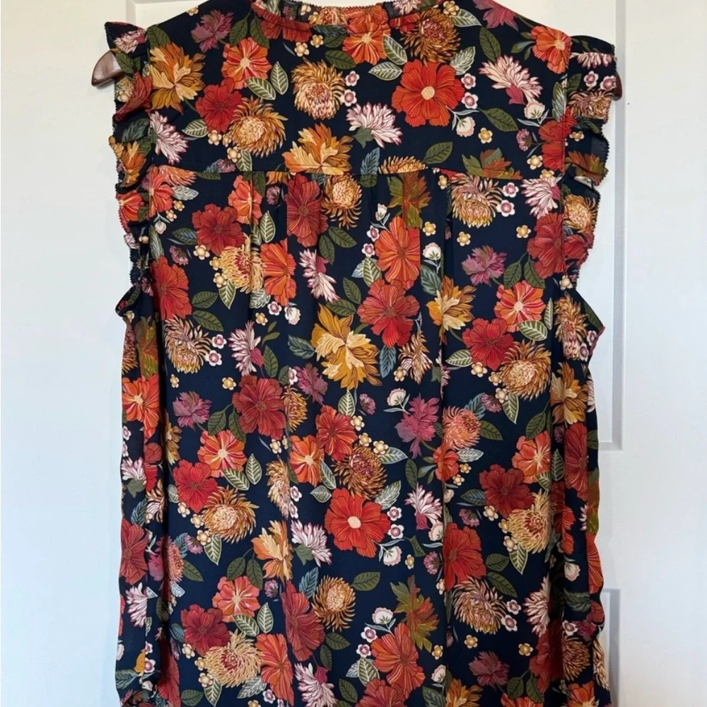 LOFT Floral Sleeveless Blouse - Picture 4 of 4